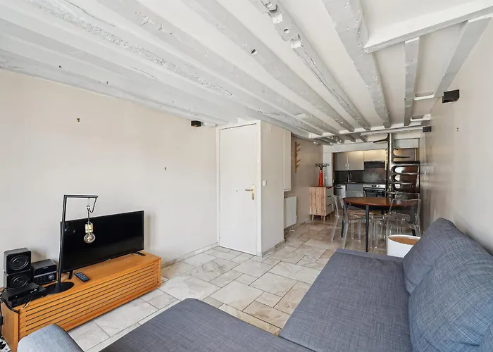 Orsay Invalides - Lille 1bdr By B'your